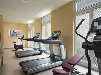Citadines Arnulfpark 4*