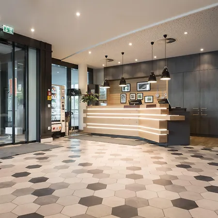 シタディーン アルヌルフパーク 4*