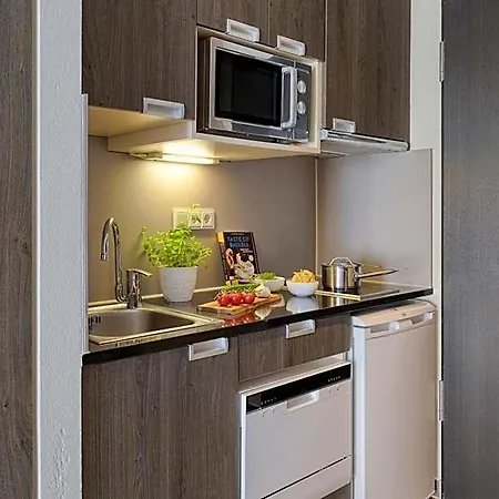 Citadines Arnulfpark Апарт-отель 4*
