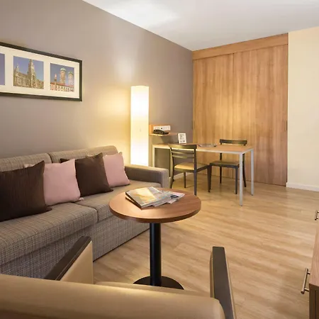 アパートホテル シタディーン アルヌルフパーク 4*